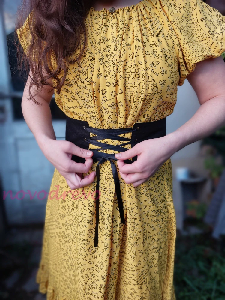 Žlté voľné šaty