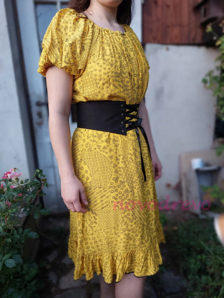 Žlté voľné šaty