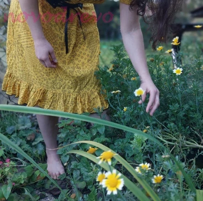 Žlté voľné šaty